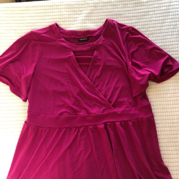 Torrid Pink Keyhole Front Flutter Sleeve Faux Wrap - Picture 5 of 8